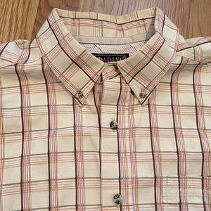 Ariat Mens XL T long sleeve button up.